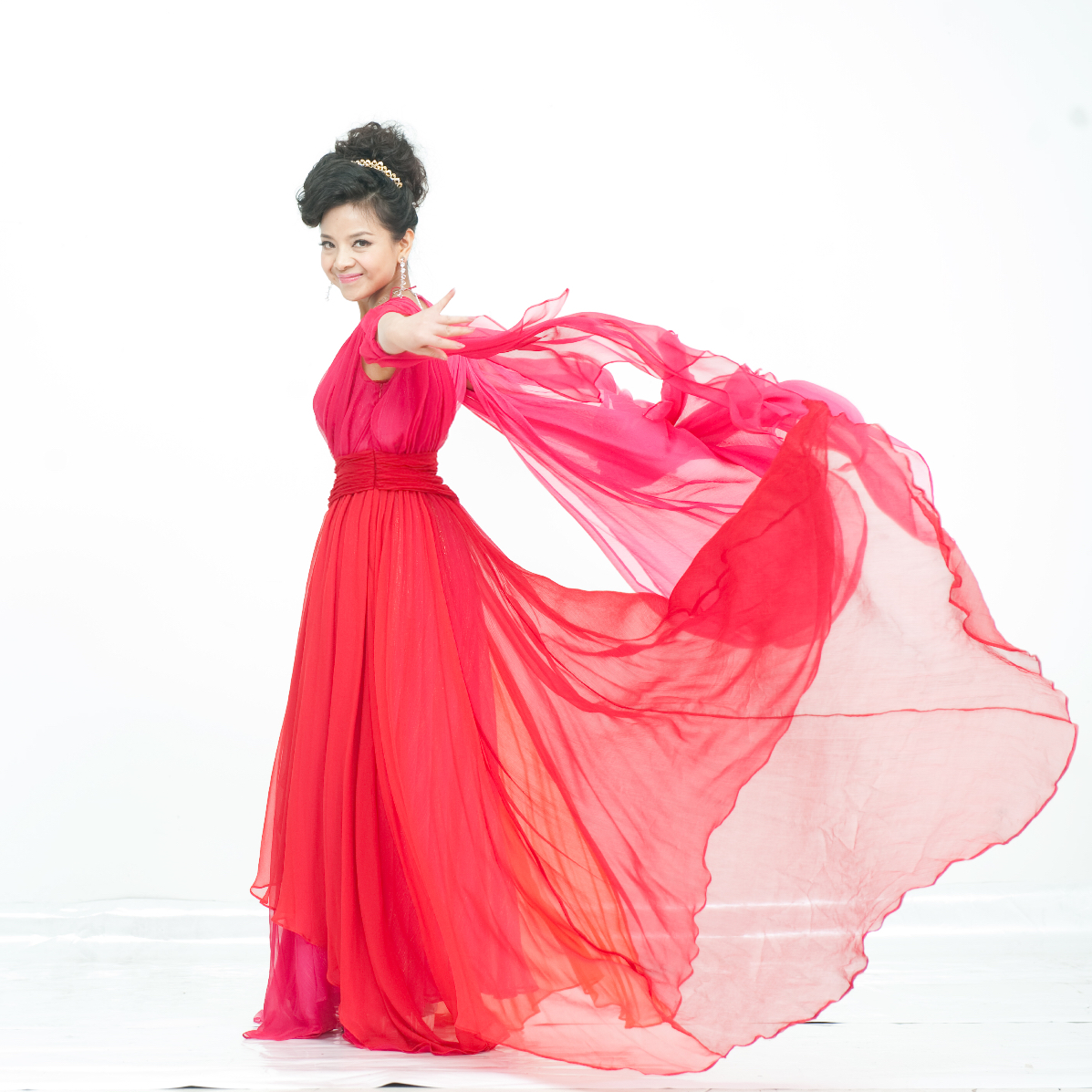 陈涓美声歌曲视频,反串歌手陈涓男女声随意切换