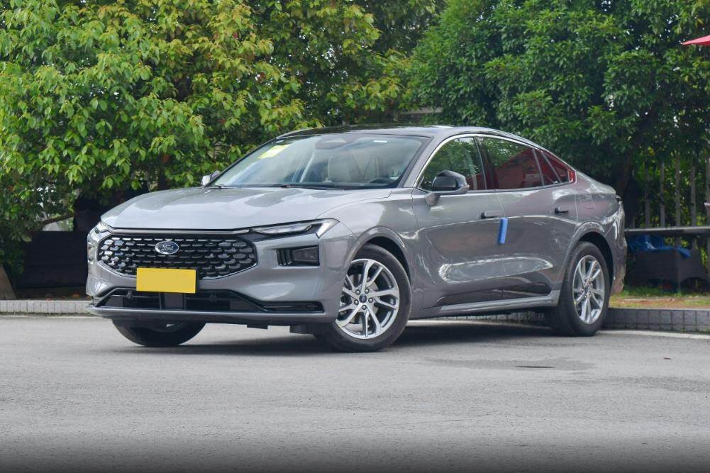 适合年轻人的b级车性价比高,最适合年轻人的b级车还是2.0t