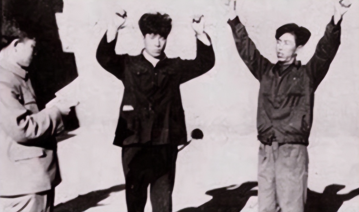 贵州“得道飞仙案”：男干部受*子骗**蛊惑，害死7条命后遁水招魂