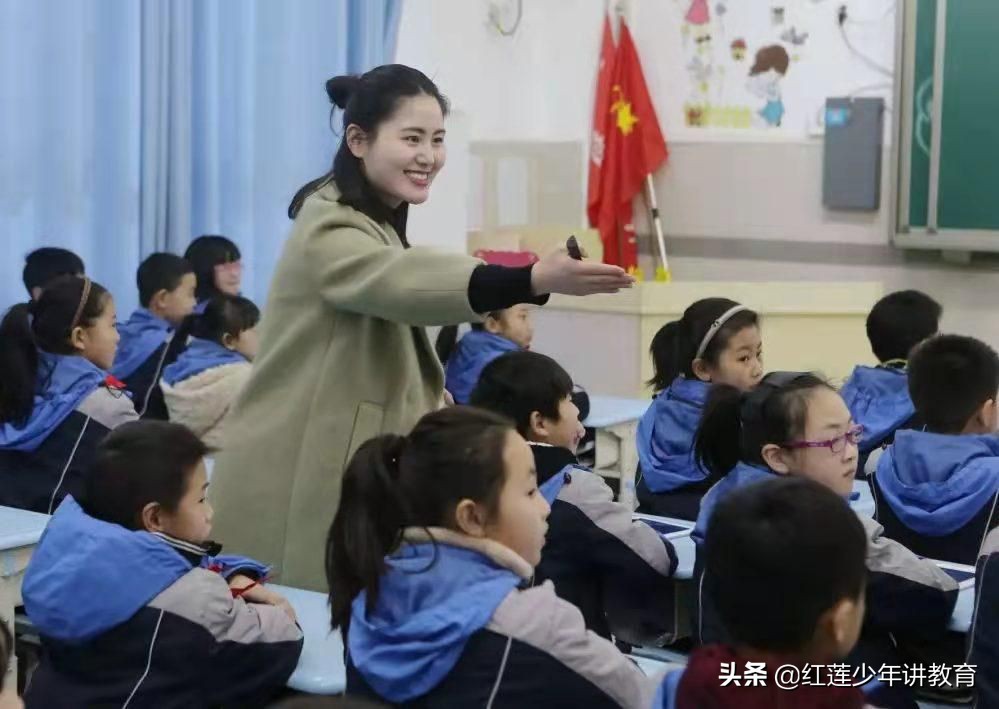 家长诽谤教师殴打学生能起诉吗,家长诬陷小学老师怎么处理