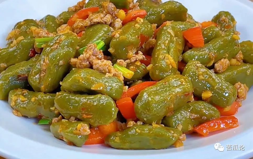 春季“药草之王”，号称养肝第一菜，中老年吃它，排毒，排黑宿便