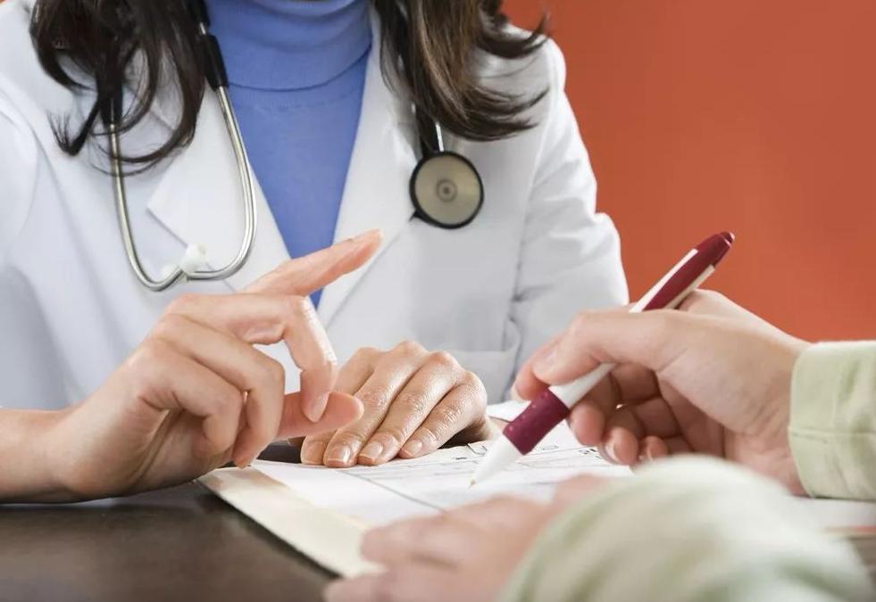 一个单身女青年的疑问,一位单身女性的疑惑