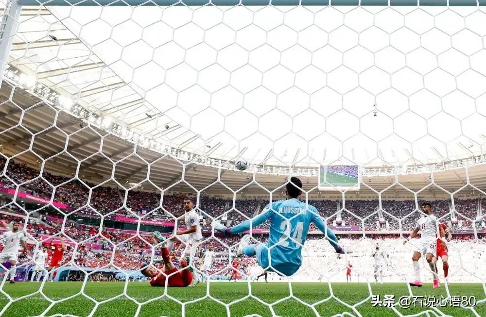 疫情下，《荷塘月色》版观伊朗与威尔士比赛有感