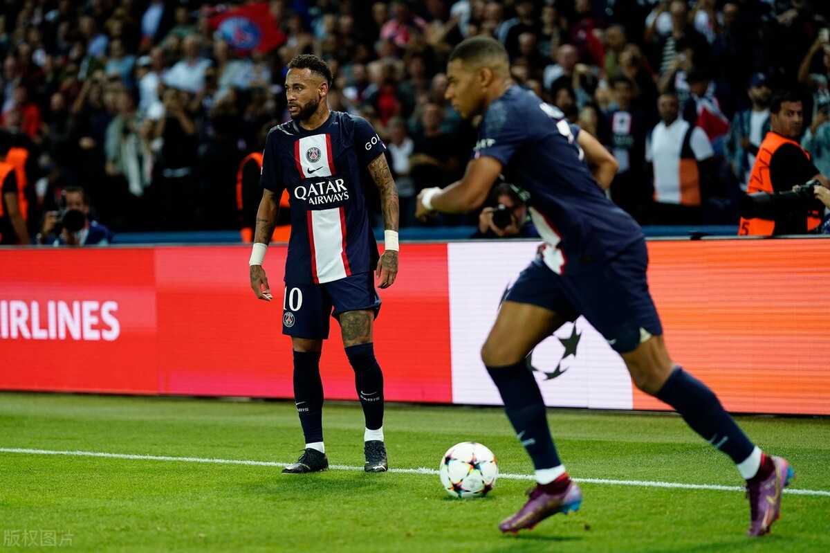 姆巴佩不肯踢中锋,姆巴佩没打进内马尔的传球