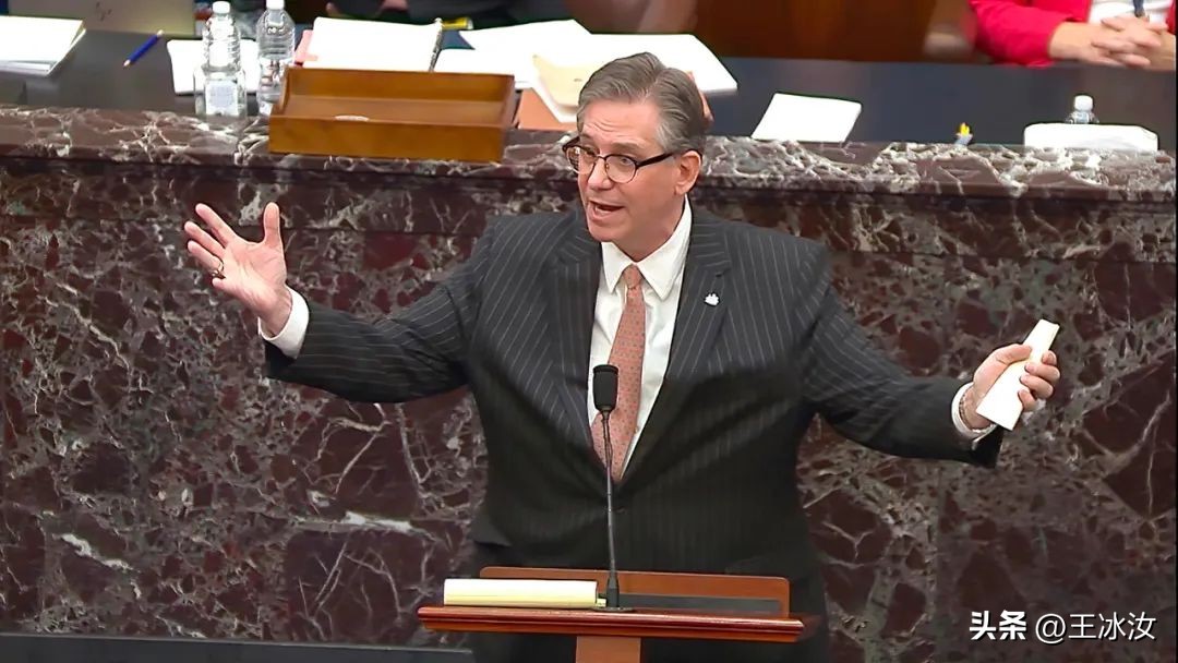 前美国英雄市长朱利安尼为何沦落？性侵下属，还要求裸体办公