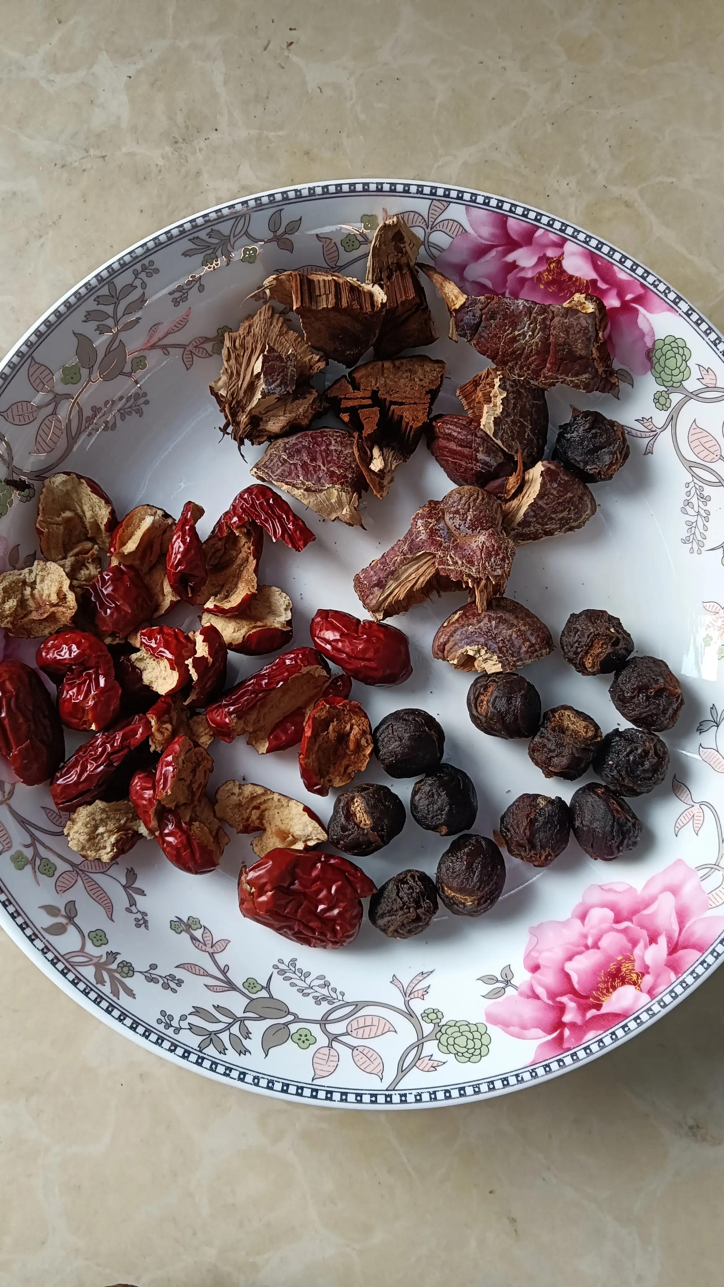 肝硬化引起失眠吃什么中草药有效,肝硬化患者失眠吃中药多长时间