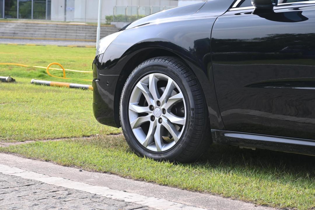 6万左右标致508二手车,二手标致508和雪铁龙c5哪个好