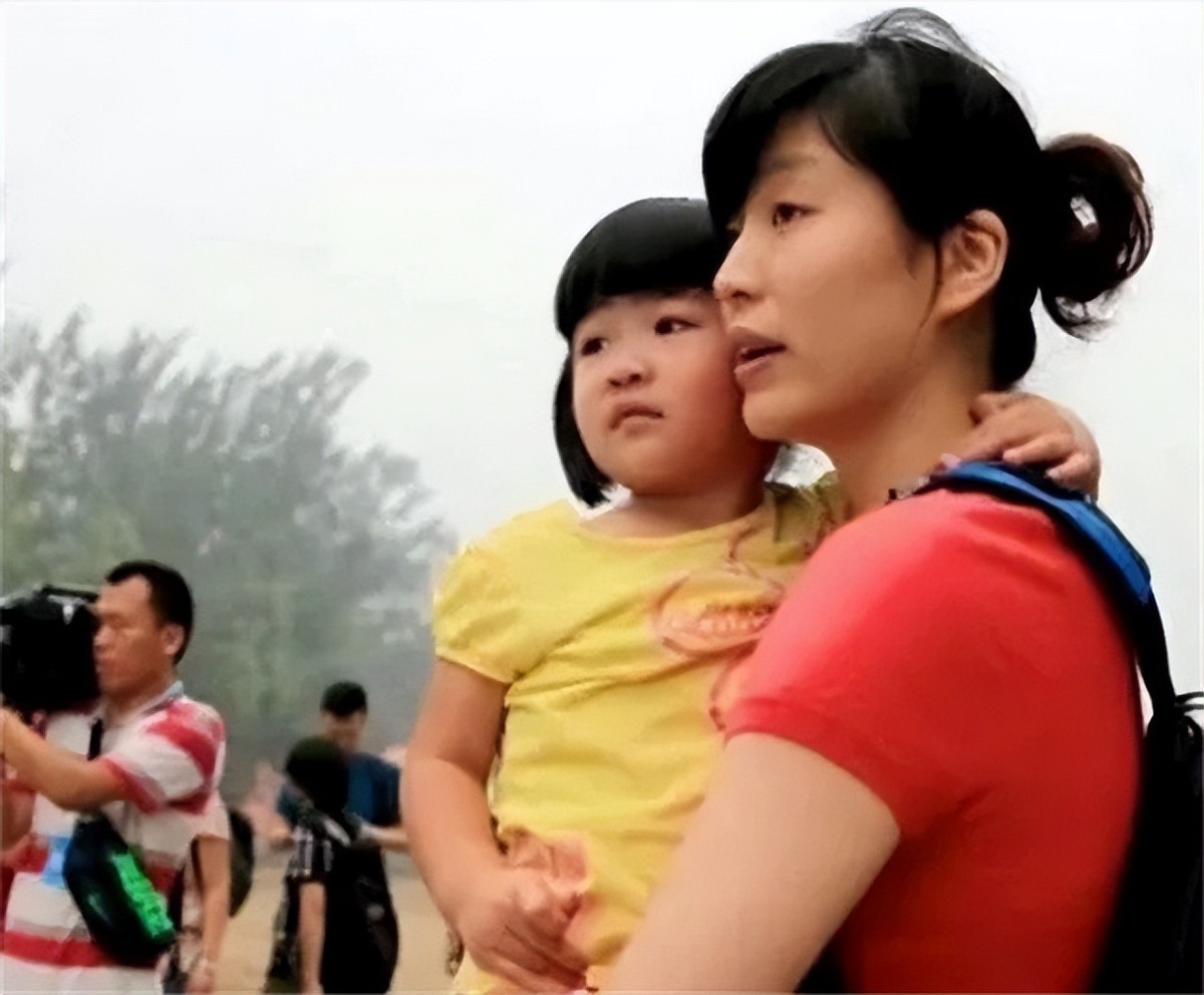 姚明与妻子叶莉,姚明妻子叶莉体重多少