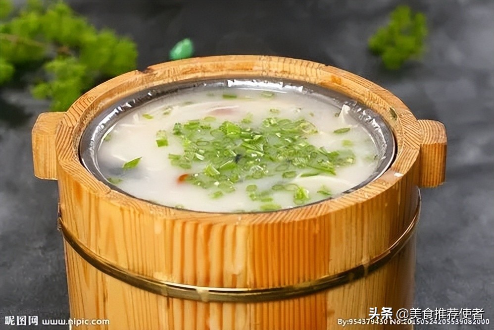 莲藕红枣花生核桃一起吃的功效,莲藕花生核桃香菇可以一起煲汤吗