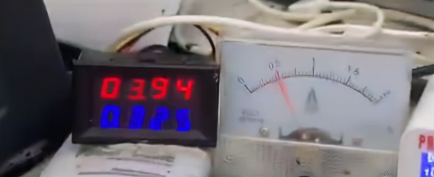 小米11pro突然死机开不开机,小米11突然不开机出英文