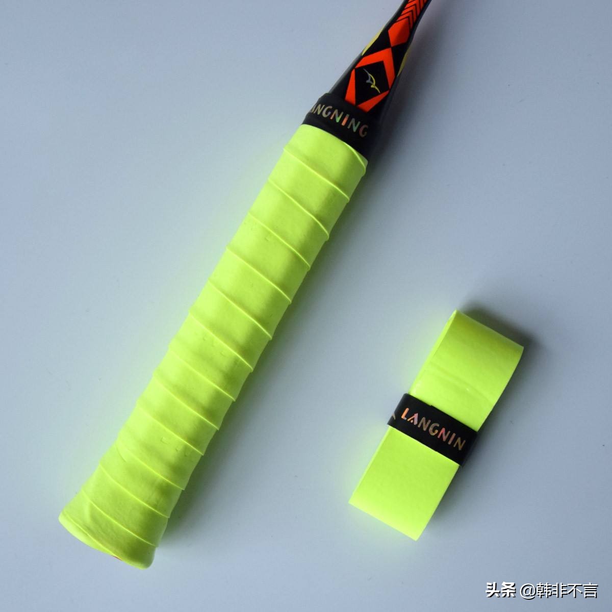 羽毛球拍怎样选择合适的磅数,专业羽毛球运动员球拍拉多少磅