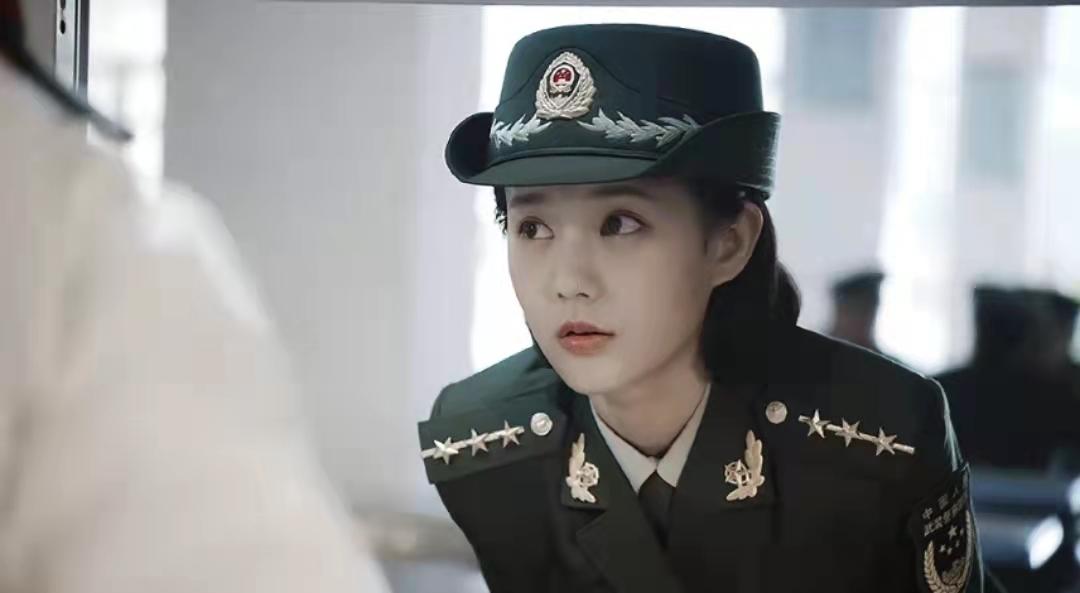 特战荣耀燕破岳和刘招弟什么关系,特战荣耀燕破岳被俘虏谁救了他