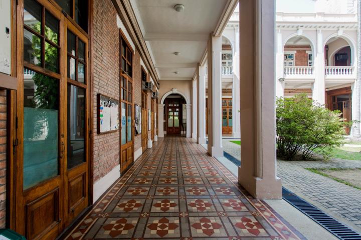 香港留学哪个大学最好,香港留学香港大学国际知名度如何