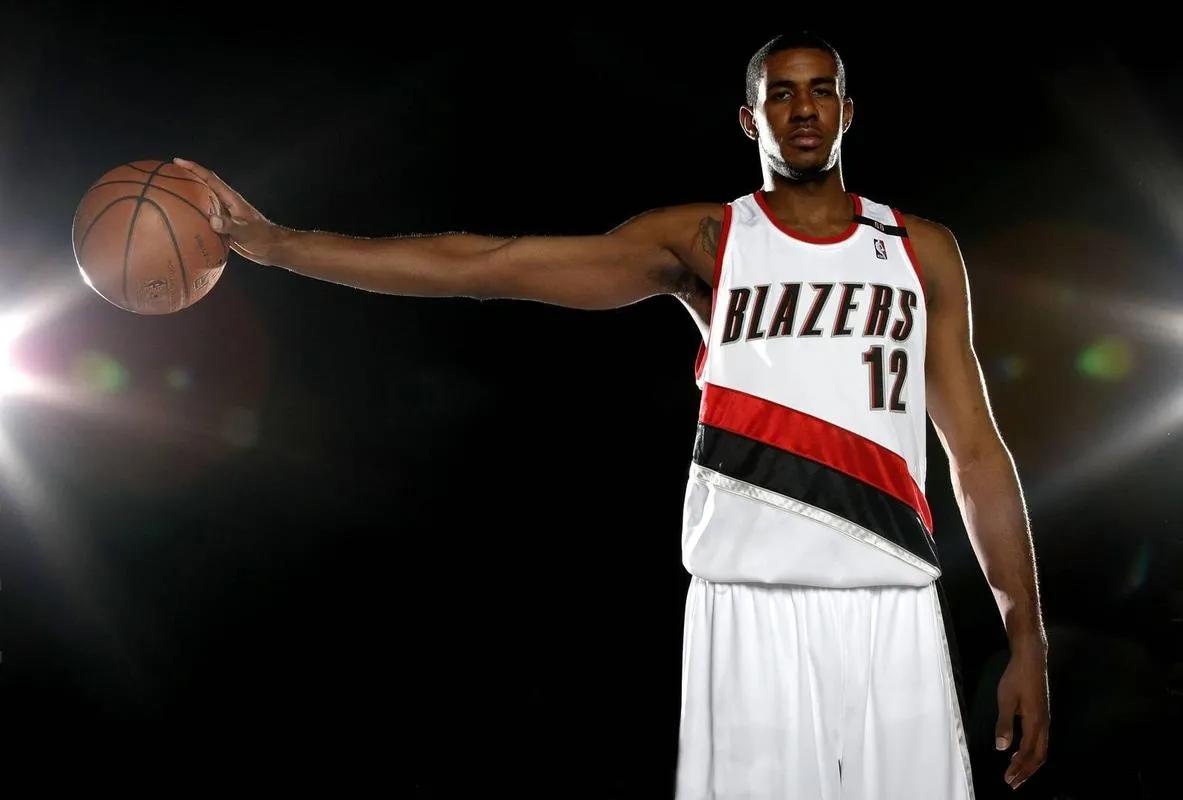 篮网阿尔德里奇怎么又回来了,篮网欢迎阿尔德里奇