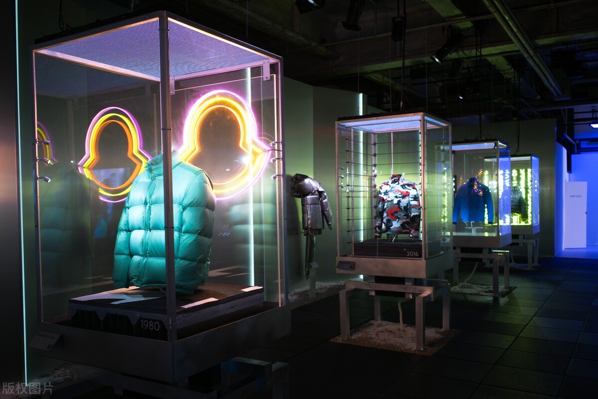 moncler国际米兰羽绒服,推荐moncler羽绒服正品店铺