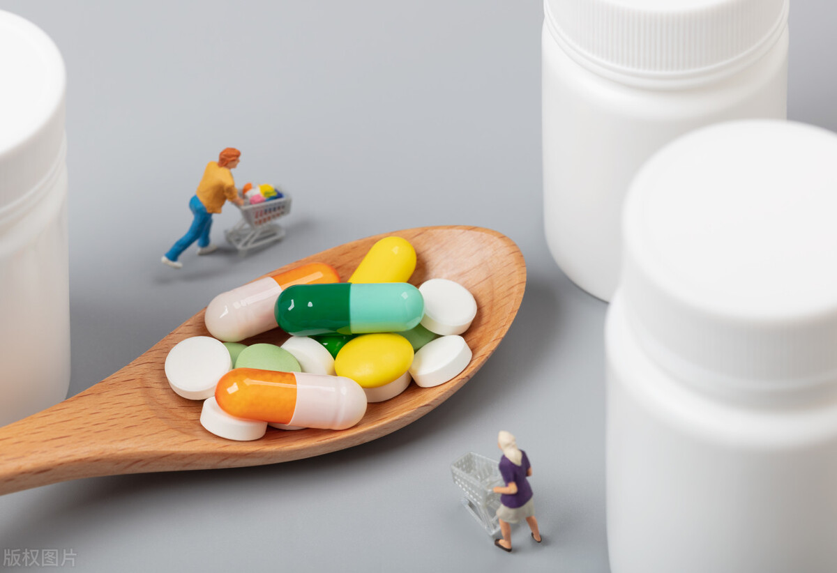 百万医疗险保证续保增加保费吗,百万医疗20年续保和6年续保的区别