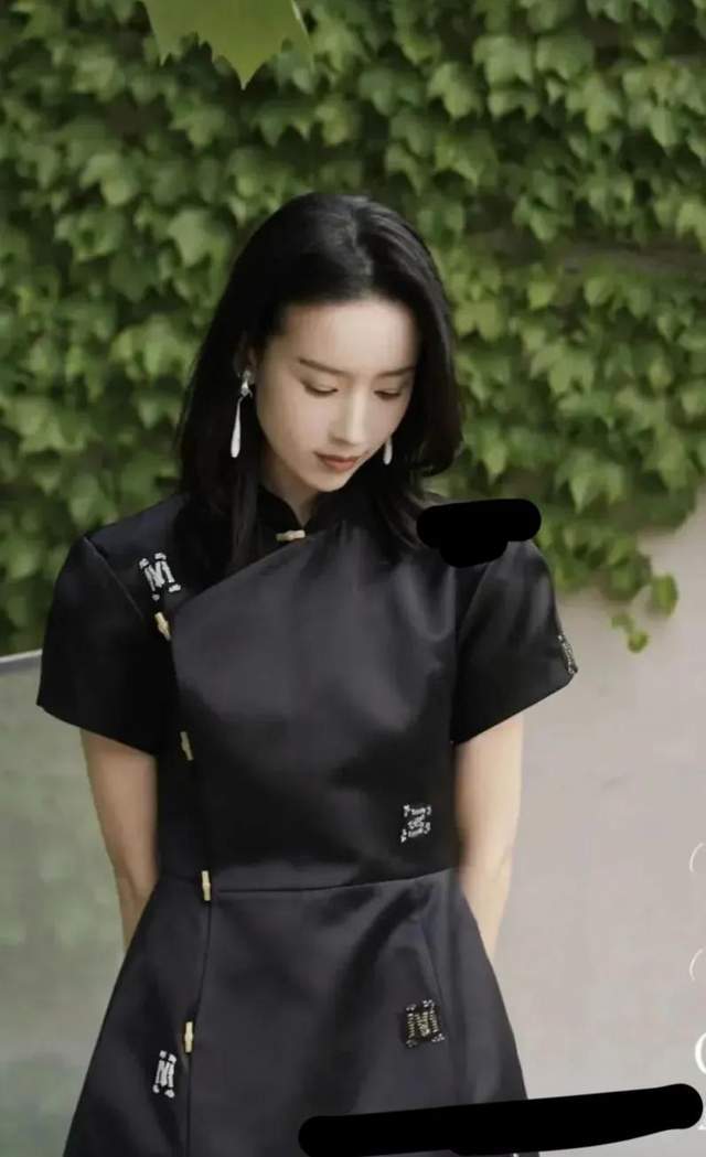 董洁也开启直播带货,董洁直播翻红