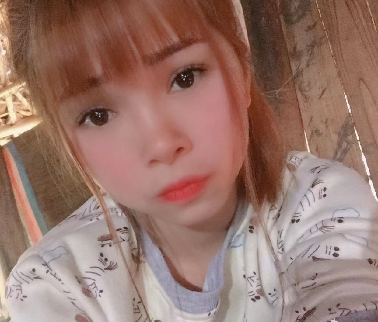 贵州农村小伙娶了个漂亮老婆,贵州农村小伙娶外国媳妇视频