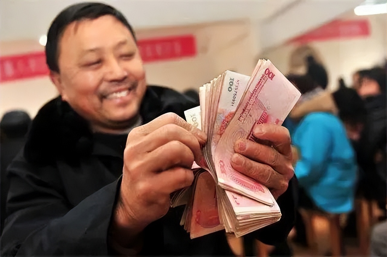 如何做不起眼又赚钱的生意见效,有没有什么生意适合新手做暴利