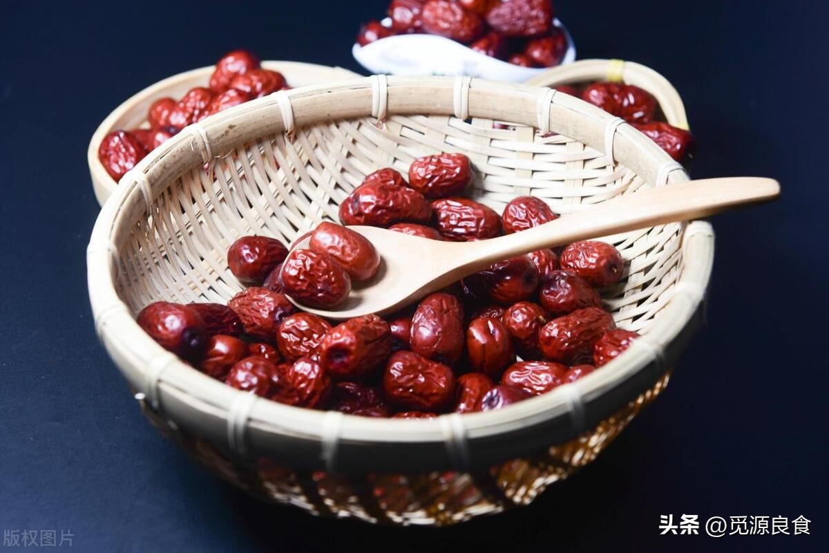 炖鸡汤时下锅多1个步骤鸡汤鲜香,炖鸡汤怎么炖不腥又好喝