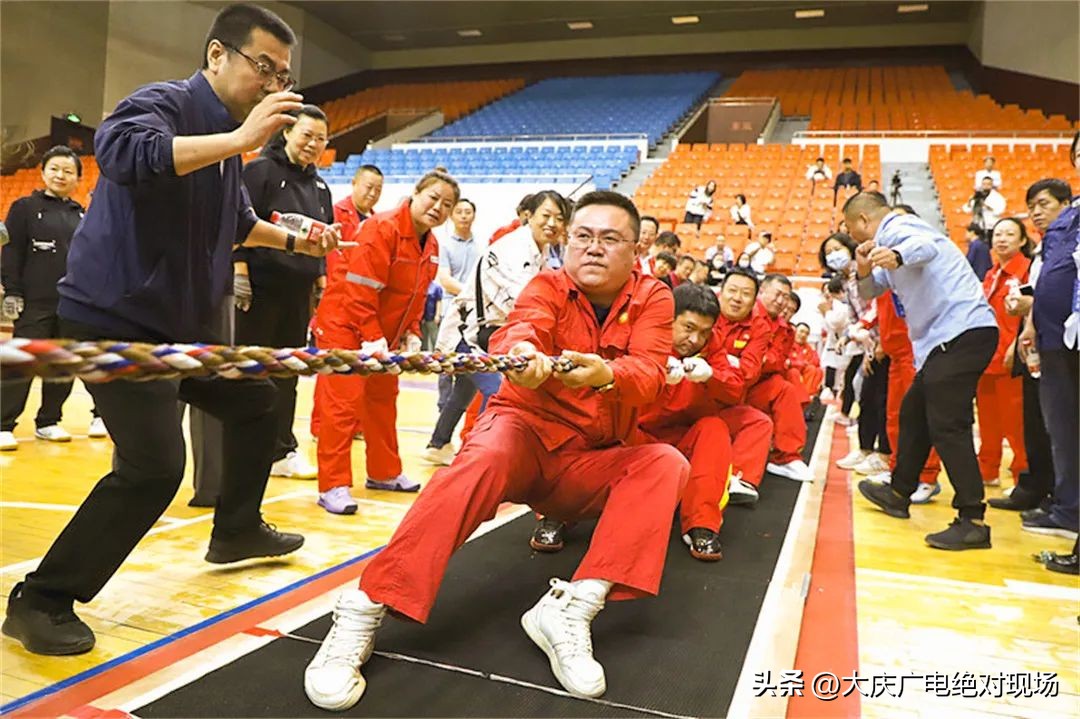 煤矿班组文化节活动,拔河比赛精彩表演