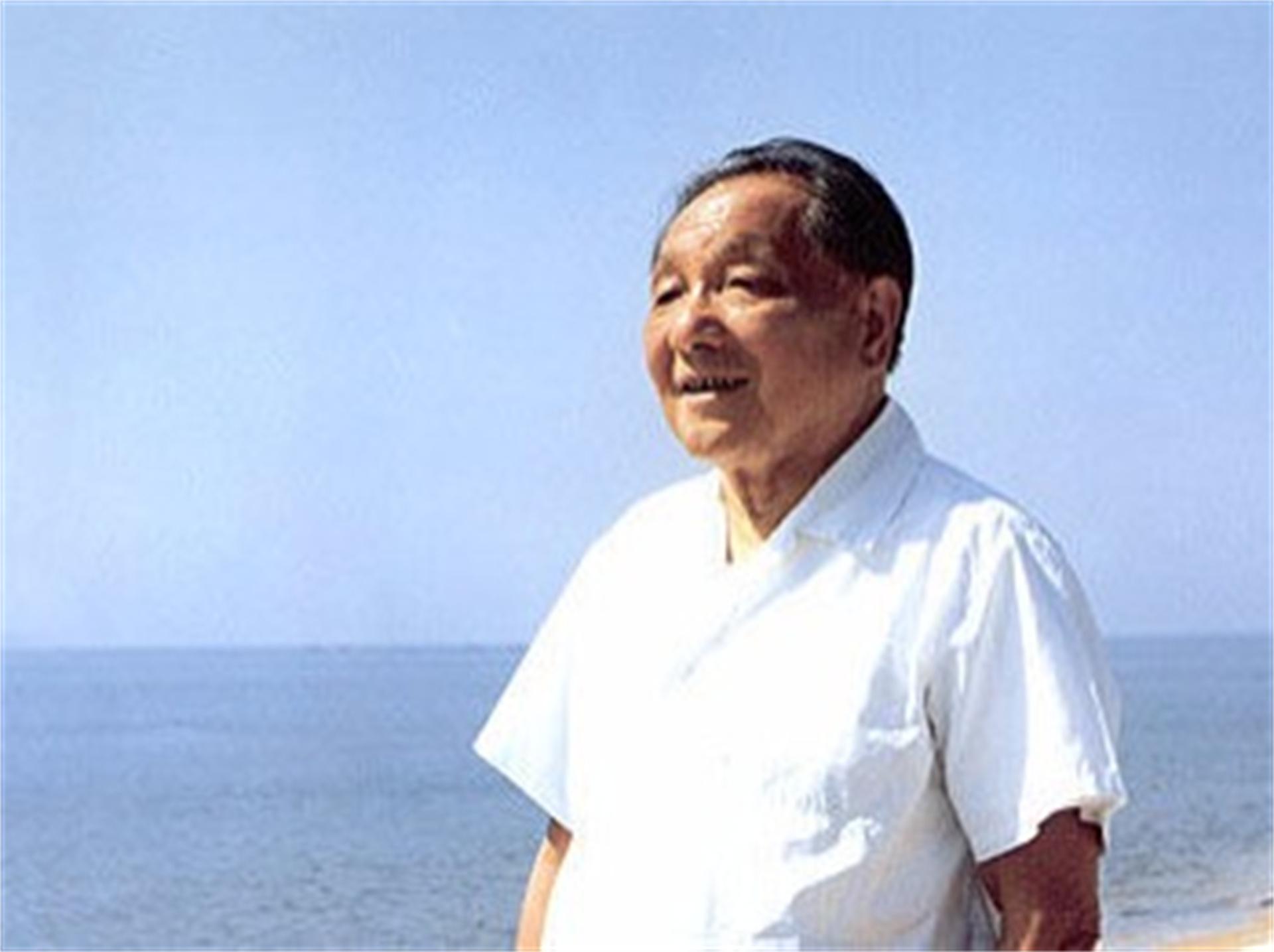 *小平邓**一生烟不离手，为买烟花光所有的钱，退休后仅用2个月戒烟