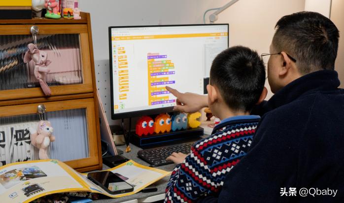 儿童创意编程和硬件编程,爱上数学免费课程