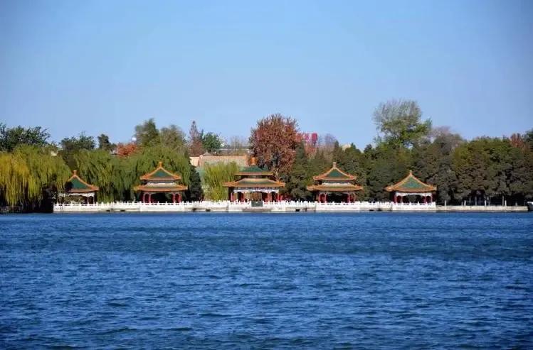 北京北海公园旅游攻略自由行,雨天游北京北海公园攻略