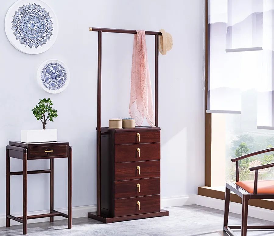 家逸实木衣帽架,实木衣帽架打造居家好帮手