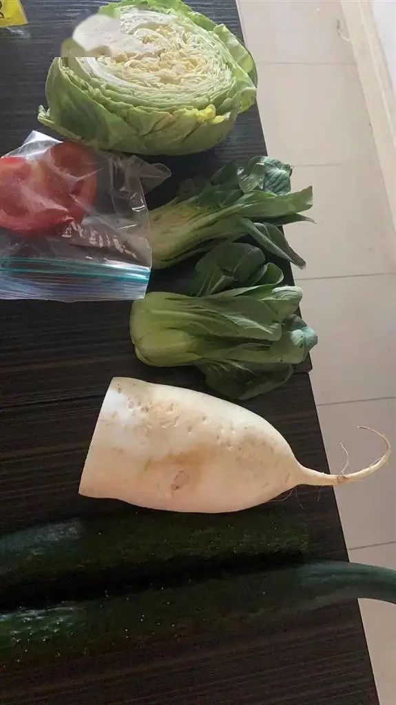 上海抗疫想胜利，必须干掉“沪弄鬼”