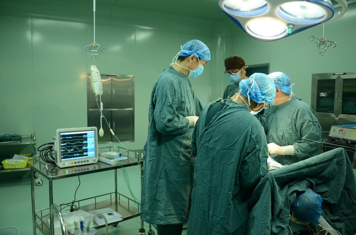 劝人学医天打雷劈老师,劝人学医天打雷劈医学生