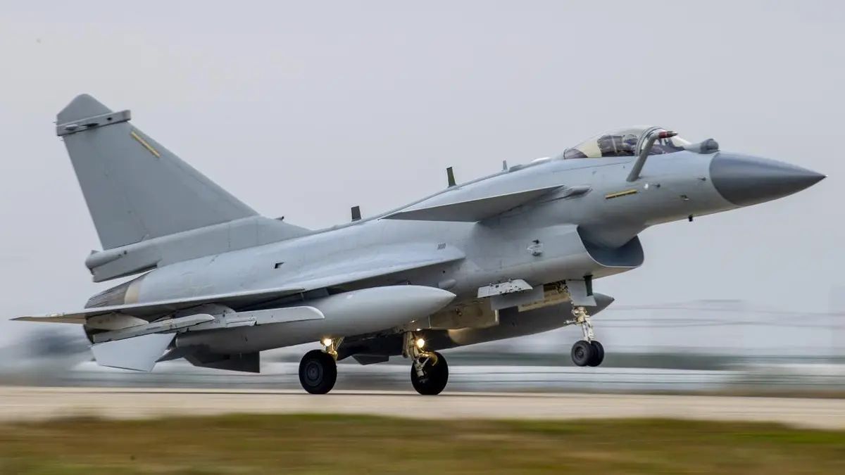 歼10c卖了多少架,美媒歼10c主要吸引中东和亚洲买家