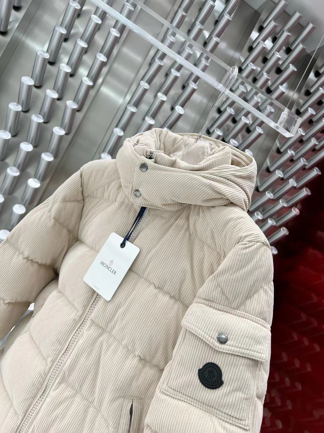 原装进口鸭绒羽绒服,蒙口羽绒服正品官方旗舰店产地