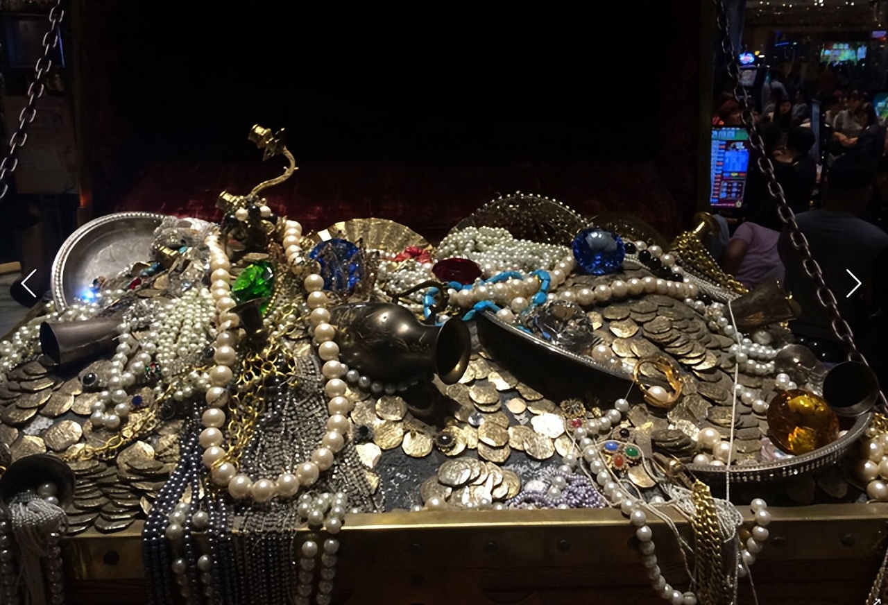 1989年，一桩错综离奇的珠宝失窃案，竟让沙特和泰国绝交30年？