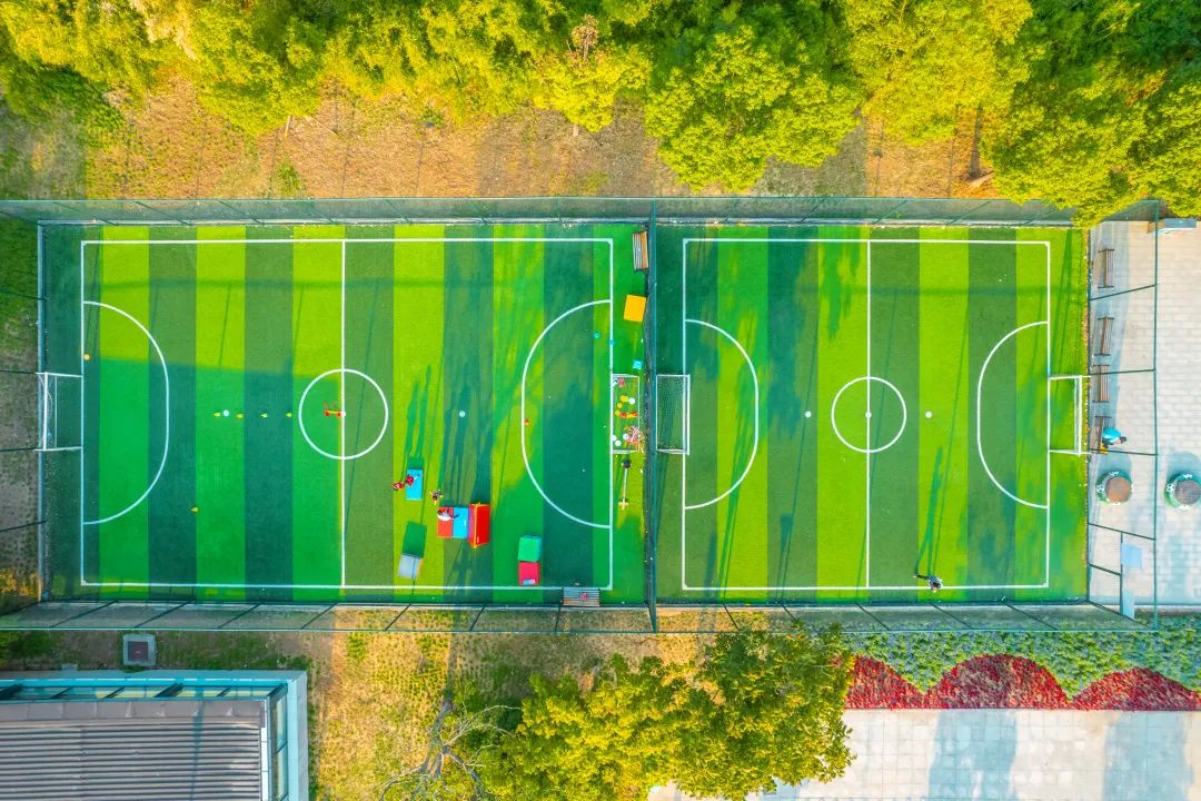 在尘世间的相遇,在城市的每一个角落不期而遇