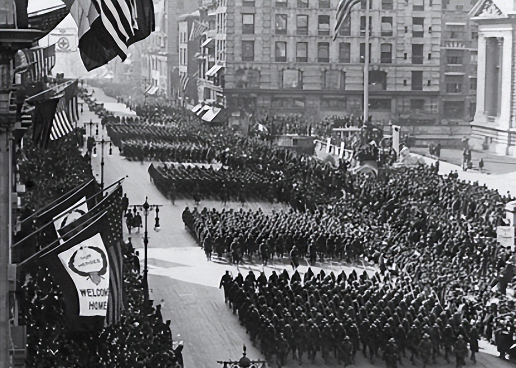 讲述二战时期美国对德国的战役,美国参战始末