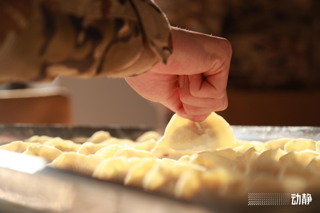 年味！*警武**贵阳支队里的饺子香