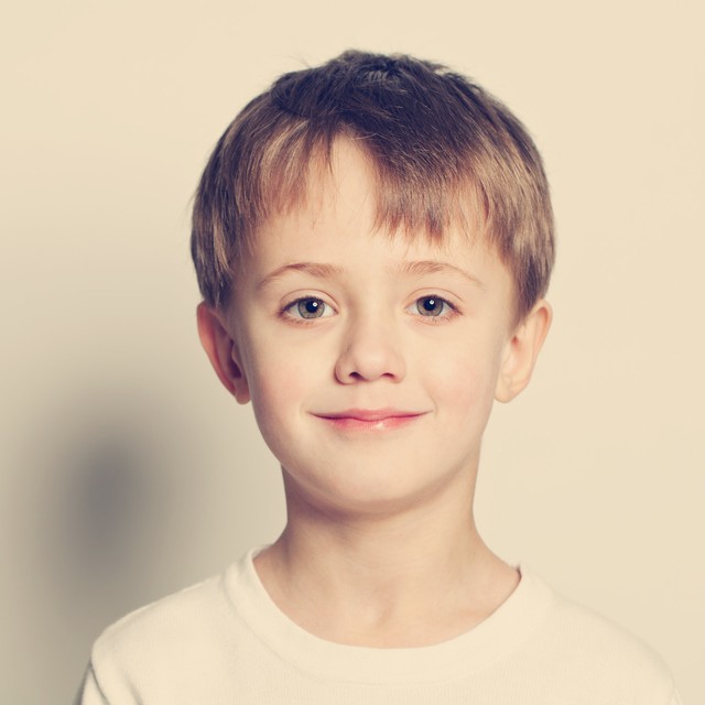 5岁小孩晚上睡觉哭怎么回事,4到6岁小孩动不动就哭该怎么教育