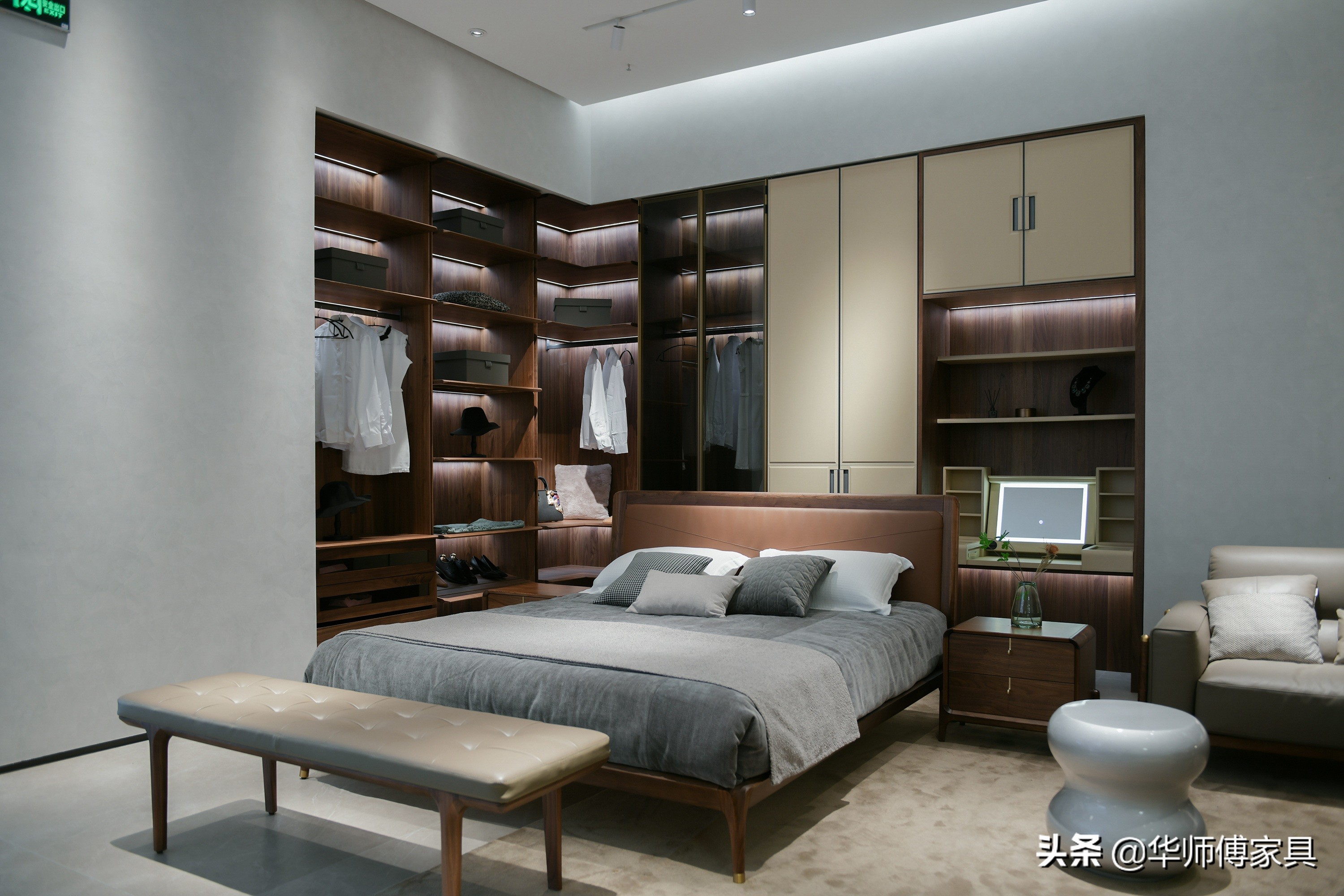 华师傅家具中式,华师傅家居广州