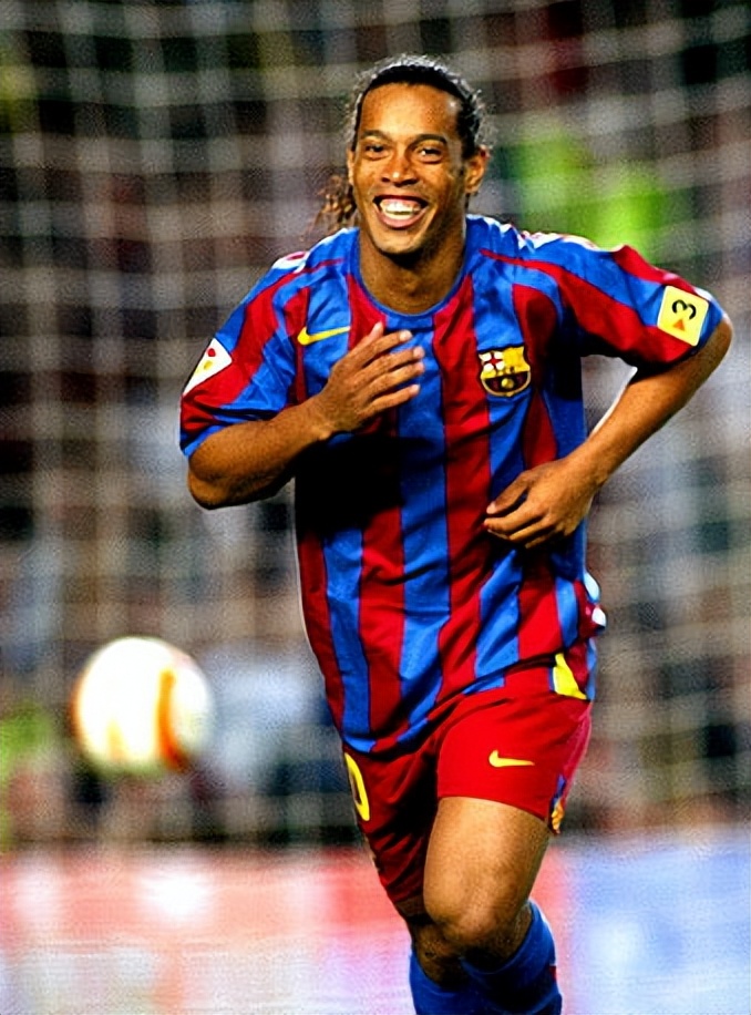 足球最强壮的十大球星,足球top10中超