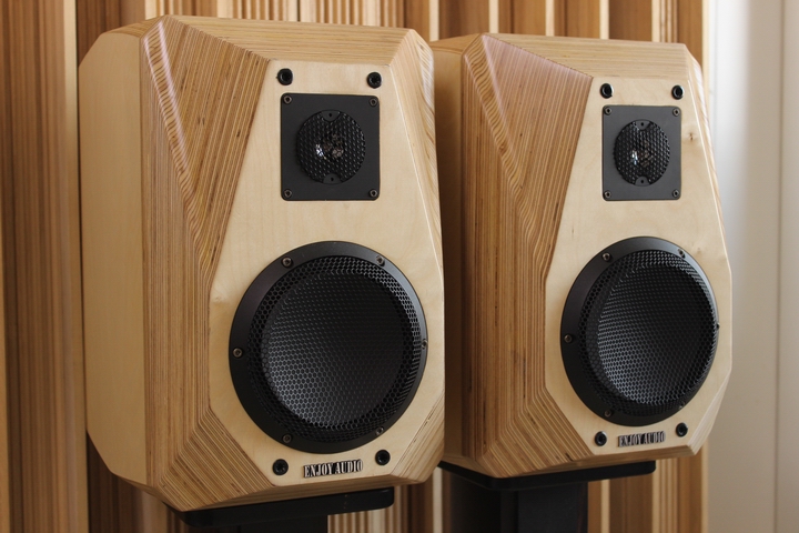 交响曲第六乐章,书架音箱交响曲