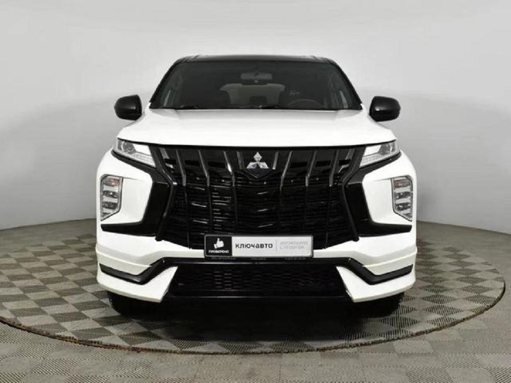 丰田霸道三门版18款报价,三菱霸道报价及图片