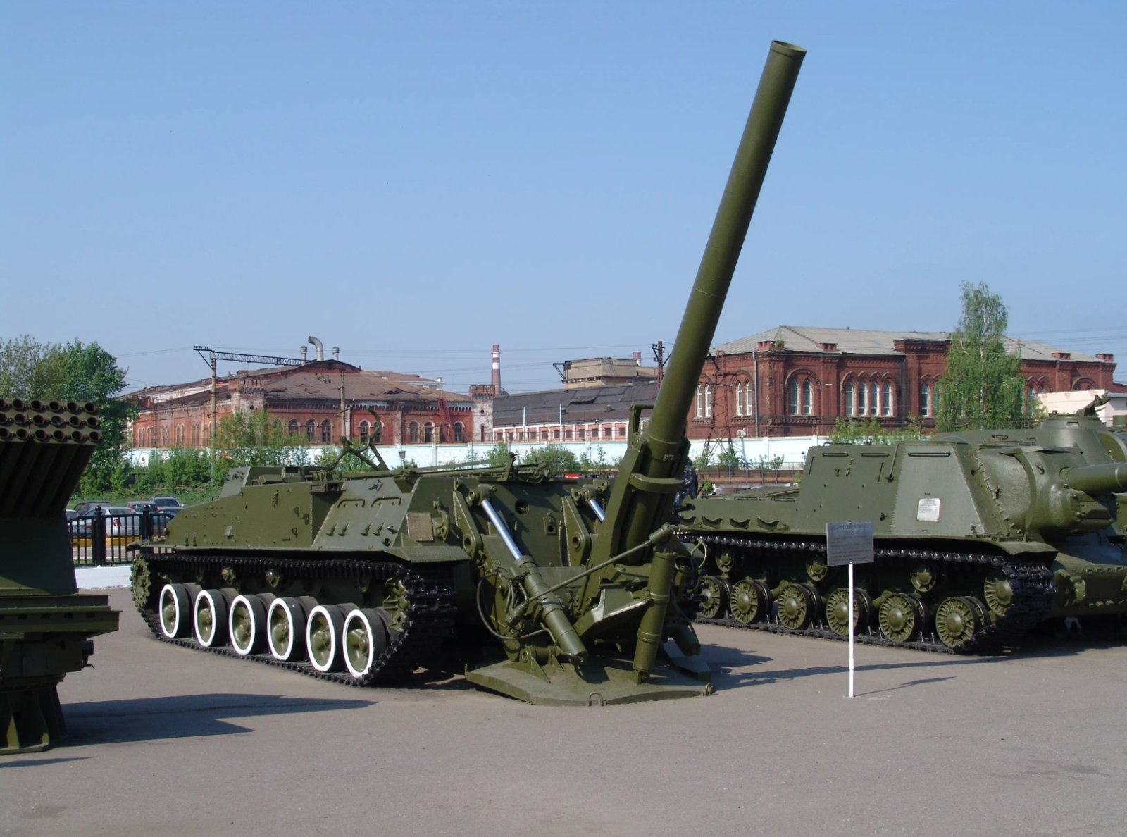 斯大林之锤b4式203mm牵引式榴弹炮,b4榴弹炮vs德国210重型榴弹炮