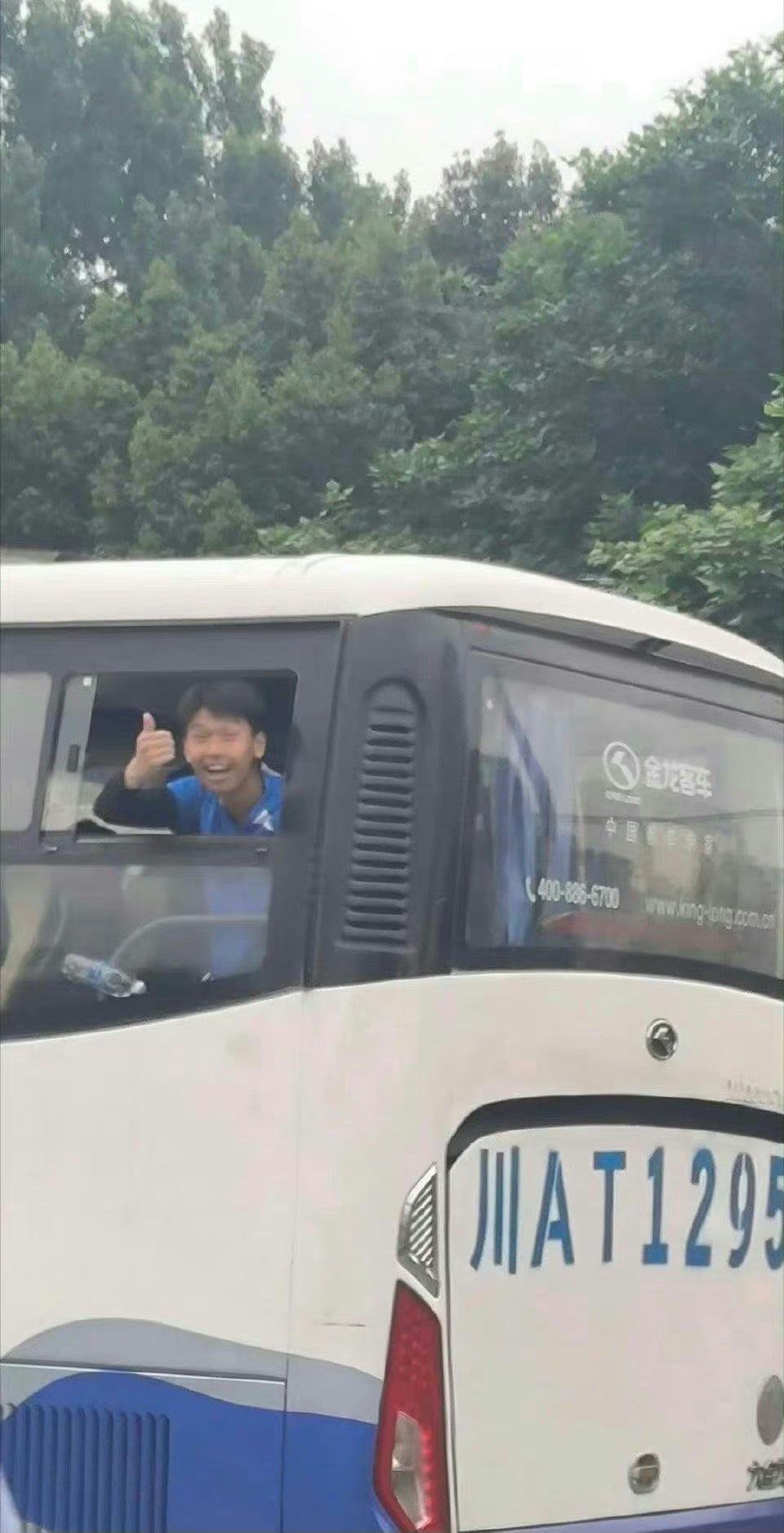 川大足球赛打架后续,四川大学足球对战成都大学