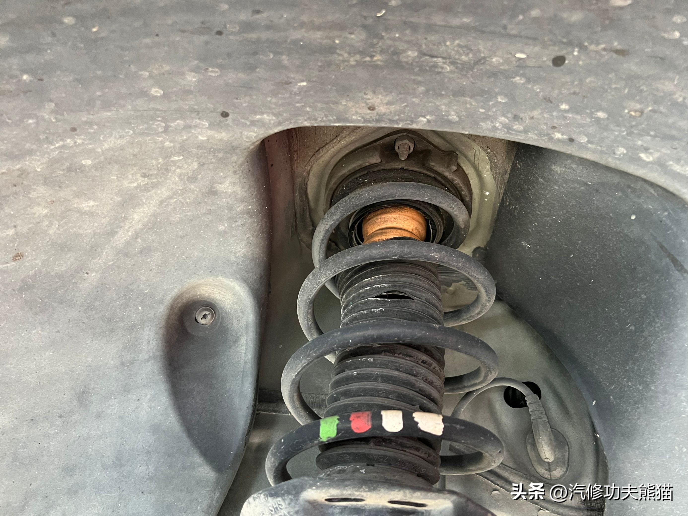 大众途观l2.0t2022保养复位,途观l2017款380tsi四驱豪华版保养