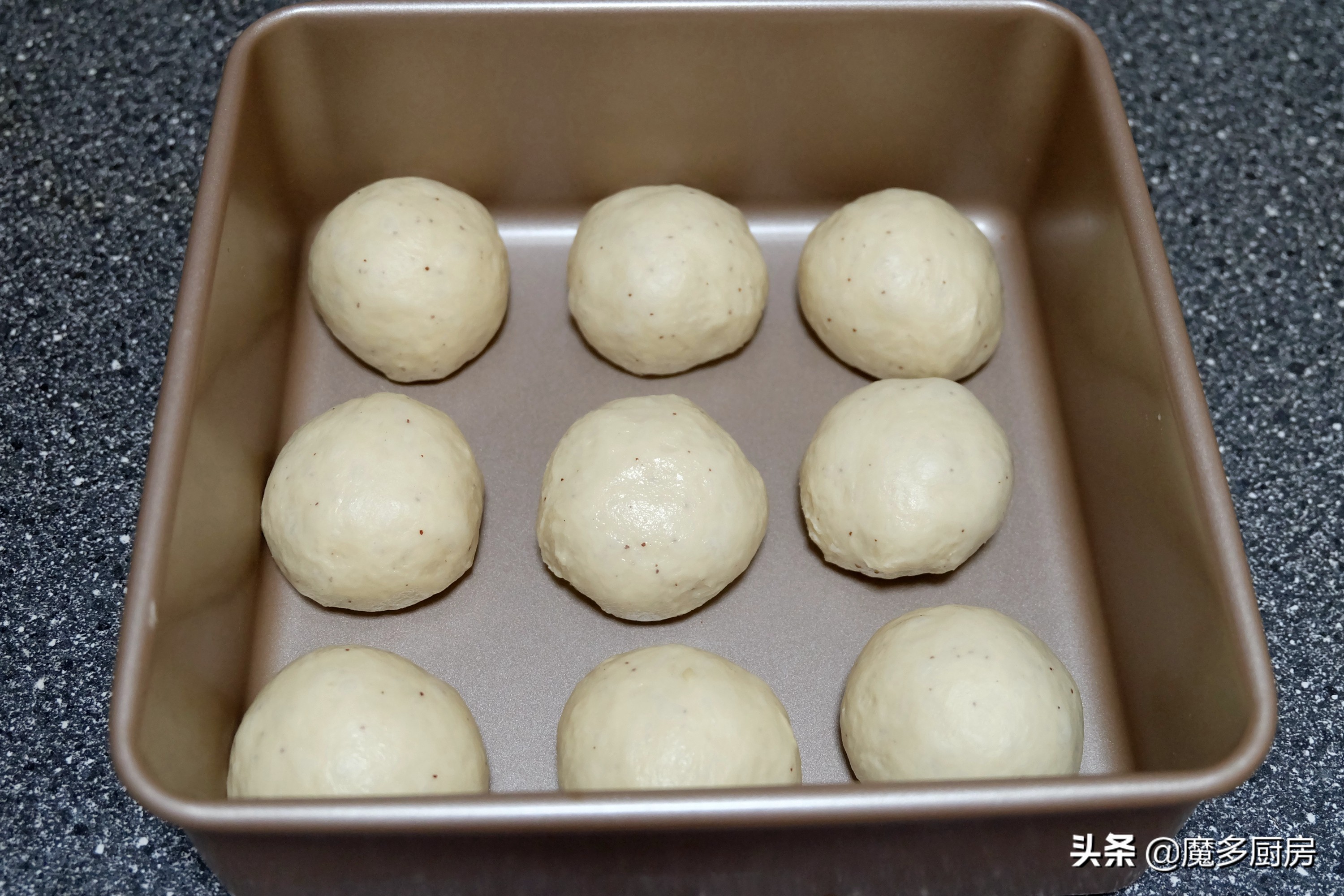 想吃面包不要买教你最简单的做法,全麦小面包无糖无油适合早餐