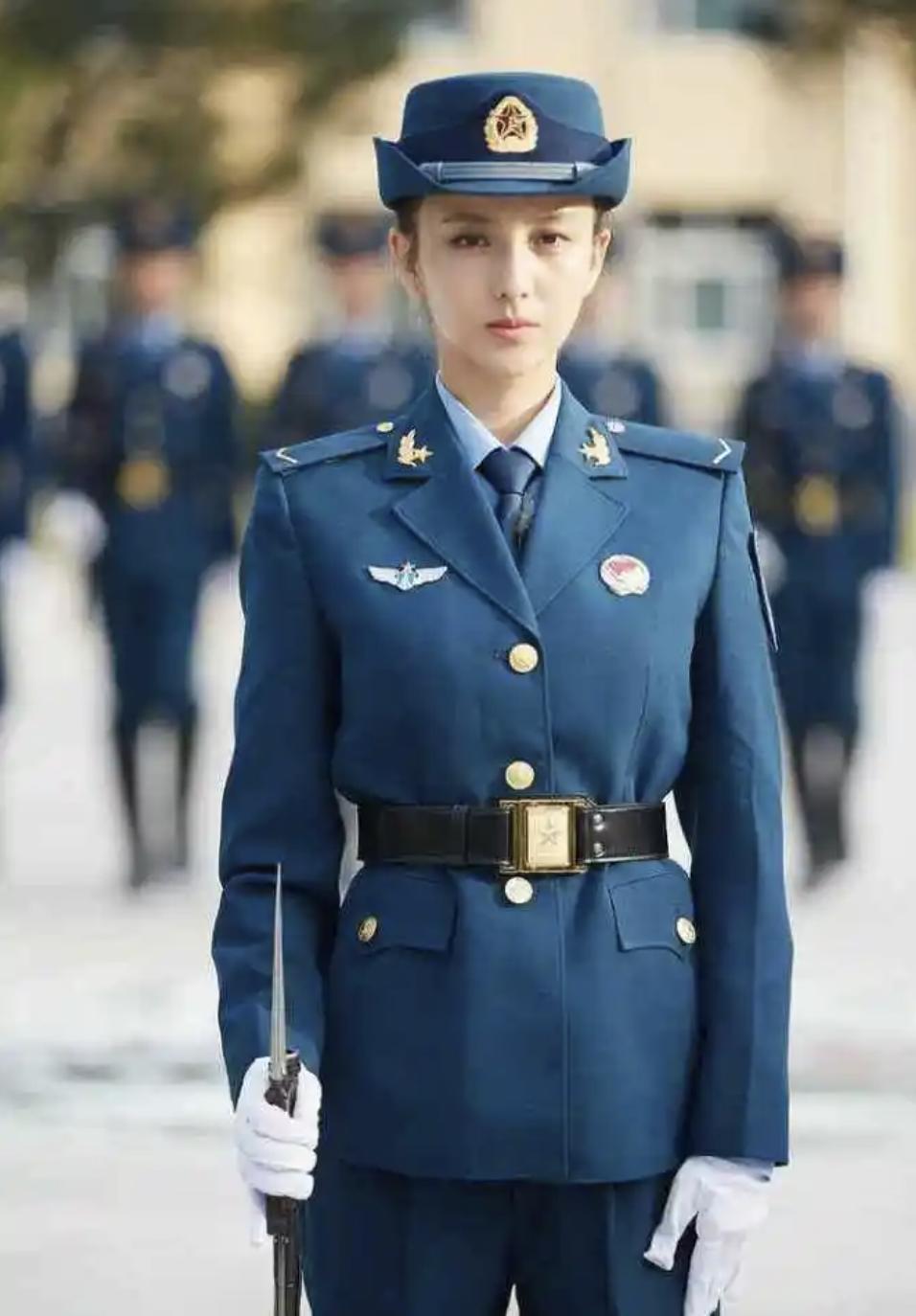 整容脸就别演军人了，只服这7位，原生态高颜值，还最具军人气质