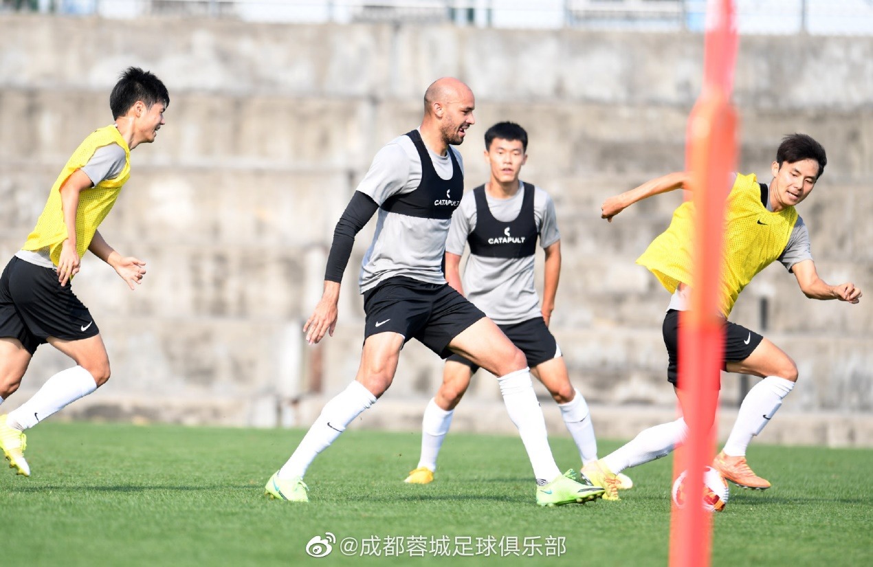 重庆两江竞技俱乐部宣布退出中超,重庆两江竞技退出中超后谁替补