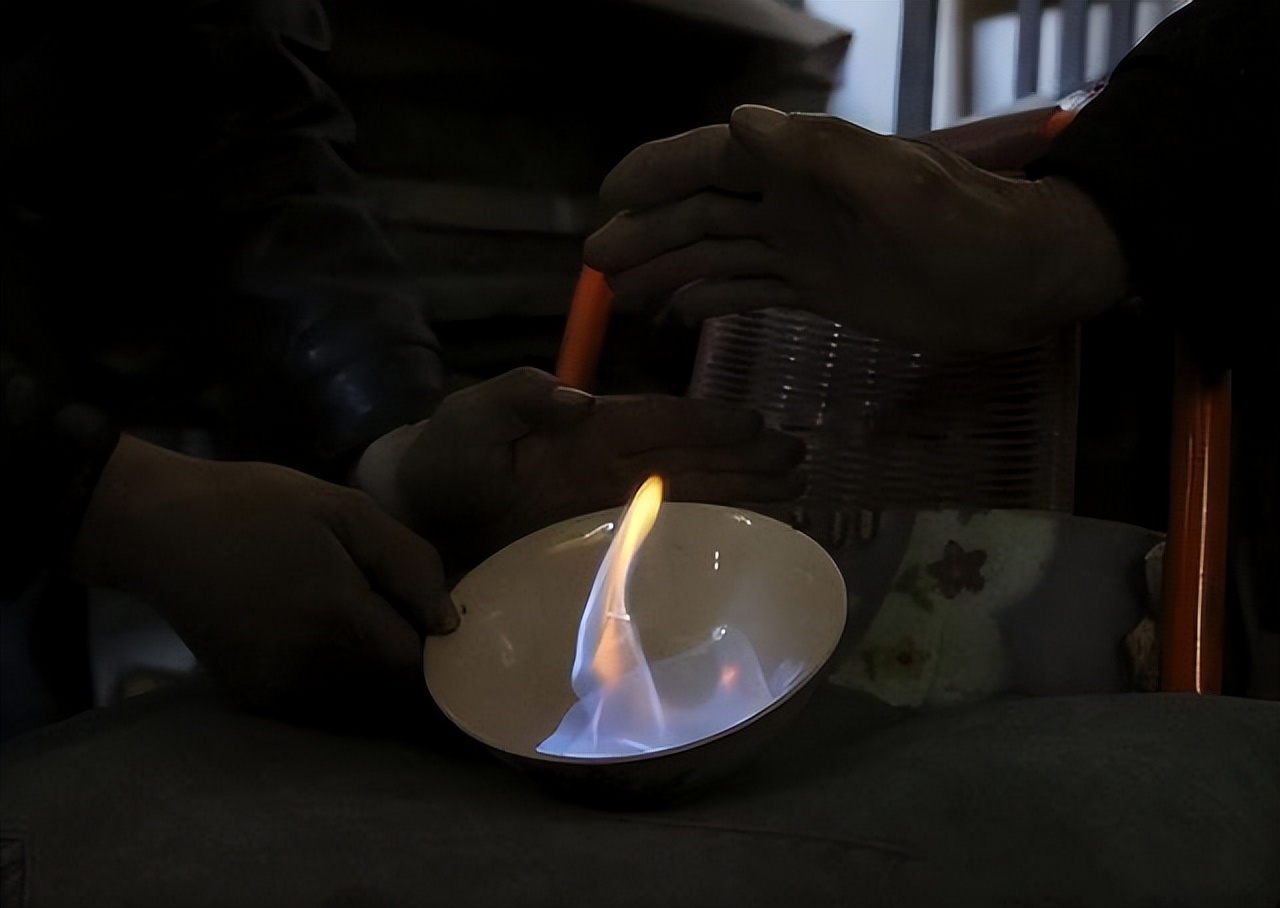 湖南女孩刘静千杯不醉喝酒像喝水,酒神刘静现在怎样