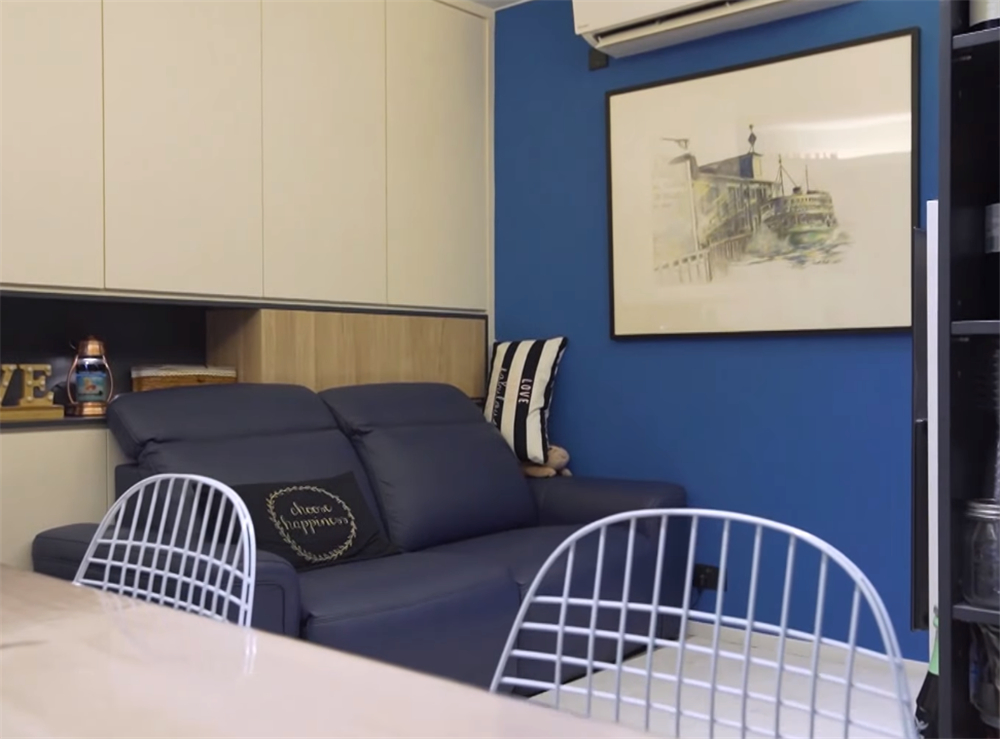 香港一家三口小户型,香港一家人蜗居小户型